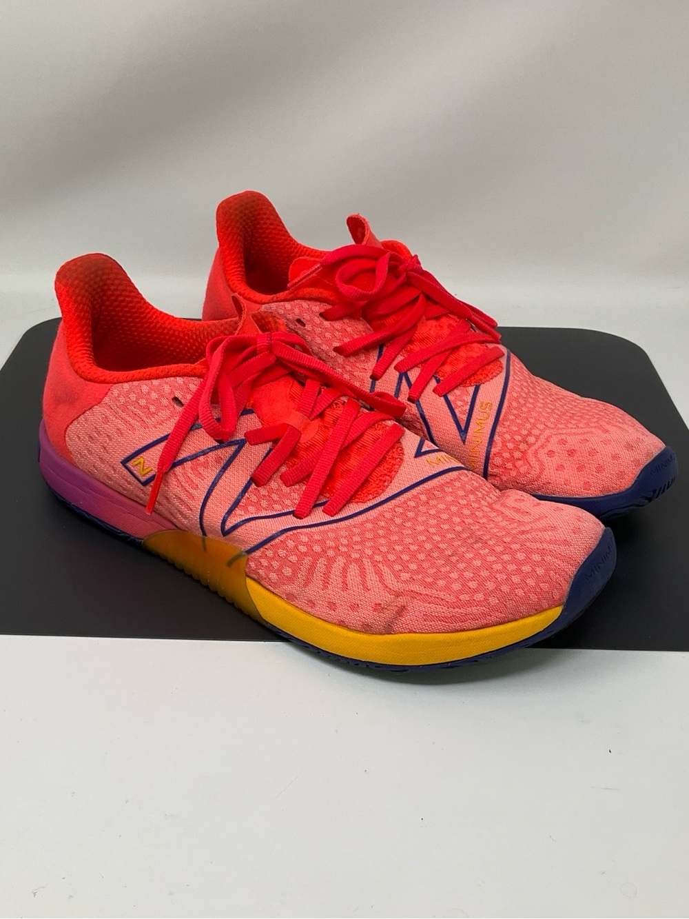New Balance Wmns Minimus TR 'Electric Red Magenta Pop size 10  WXMTRRR1